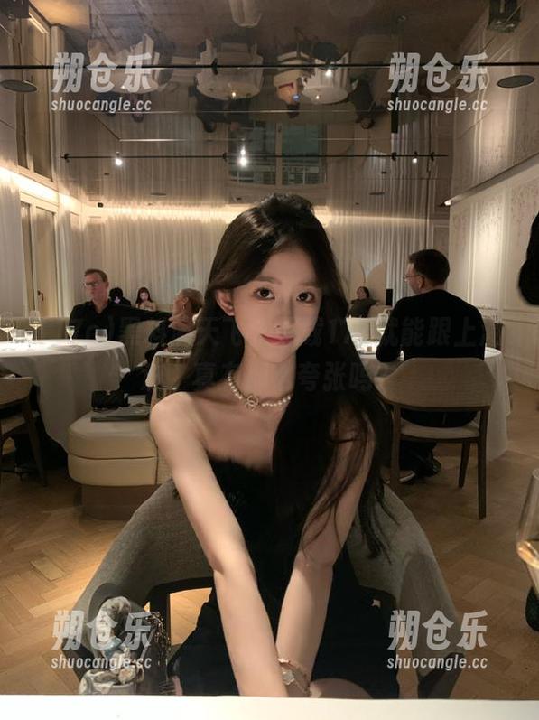17c 黑料满天飞,下载17c就能跟上潮流,真有那么夸张吗?