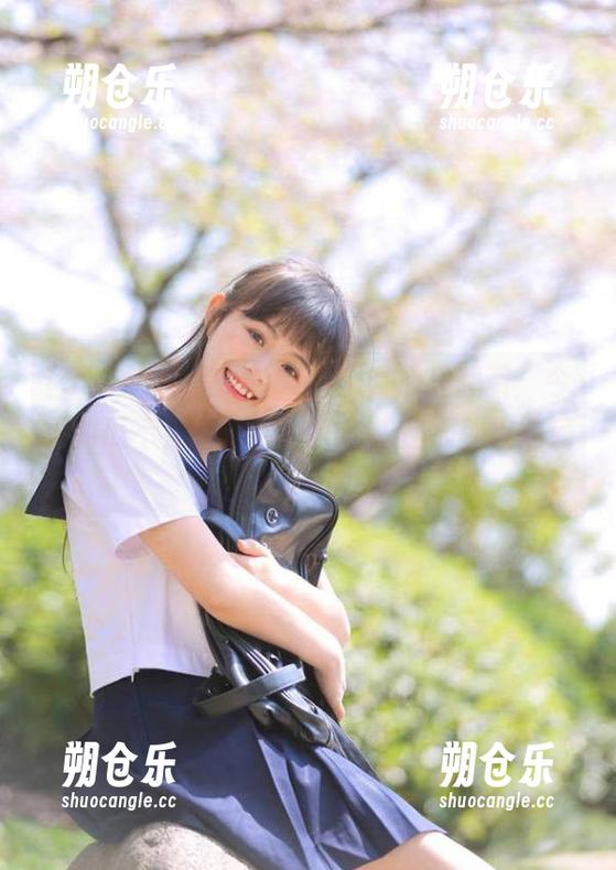 355fun 登录355fun,心里想着:今天的瓜不会特别酸吧?希望是那种火味滴了点蜜的那种!