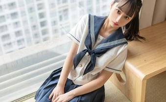 51吃瓜苹果版:黑料也能吃,快来感受舌尖上的八卦风暴!