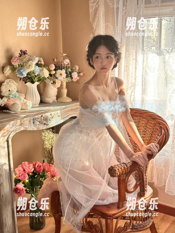 51吃瓜 为何51吃瓜苹果版比西瓜还水嫩?赶紧下载,瓜都要冒汁了!