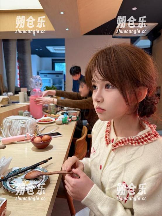 51热门大瓜 看安卓“51热门大瓜”,黑料让人扼腕叹息,正能量却只能在角落默默生长