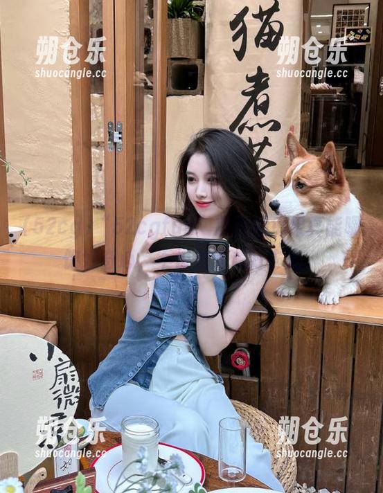 “52cgfun”首页的瓜果真能喂饱好奇心，不愧是消遣好去处。