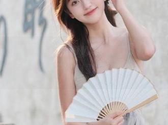 无意点开www.cg91.com的视频,仿佛掉入幽默的时空隧道!