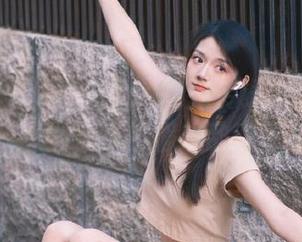 www.吃瓜传送门的舌尖舞动,好像桃子味的假想敌蹦了出来!