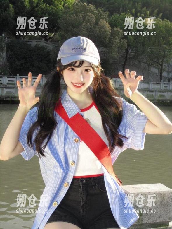 吃瓜在线 吃瓜在线91,不小心看了我老高中的旧照,哈哈,青春就是“胖人商业大片”呗。