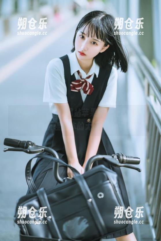 吃瓜网站 吃瓜网站苹果版,让我在线体验到反差剧本的无限可能性!
