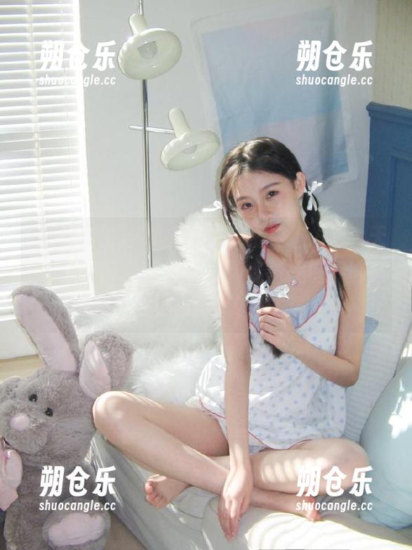 吃瓜部落 “吃瓜部落”业内首发,今天的吃瓜小贴士:恰城中闲事需忧伤,这是人生的真谛。