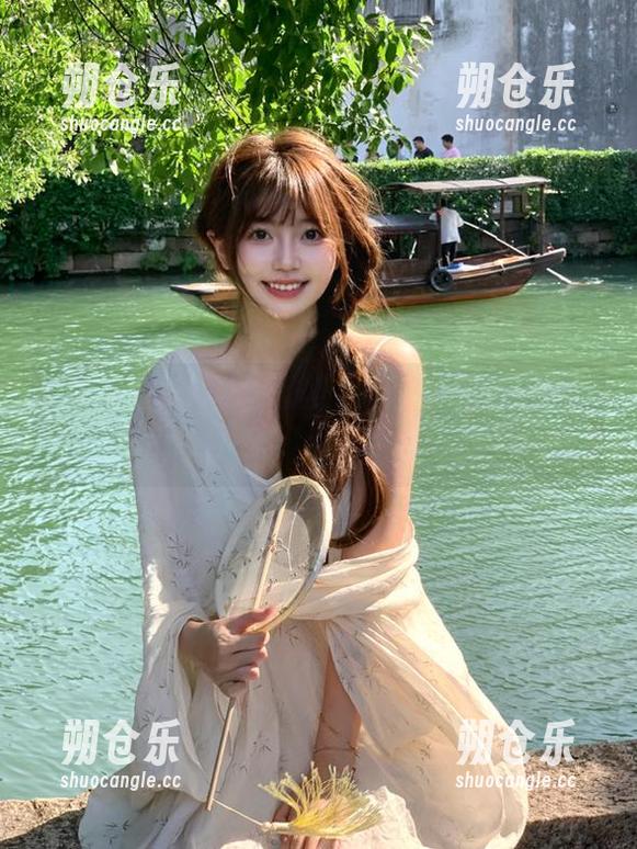 黑哥扒料 黑哥扒料:永不迷路的下载指南,八卦资讯一手掌握!