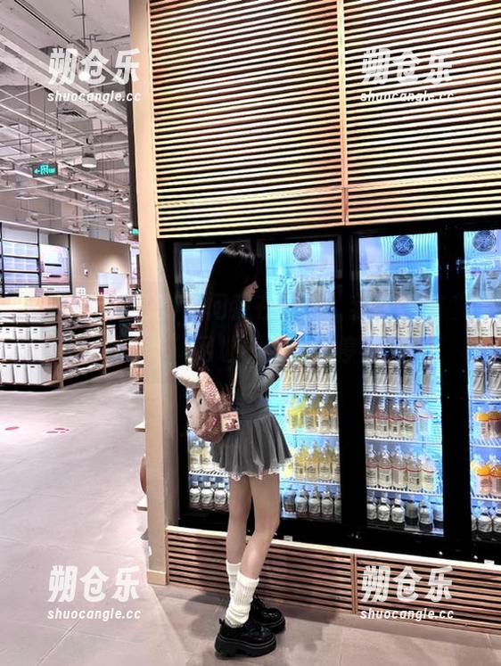 黑料不打烊 别问我在干嘛,我只是在“黑料不打烊”网址看瓜看得停不下来!