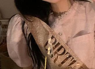 资源好到炸裂,黑料不打烊,万里长征,梗图都脱不了身!