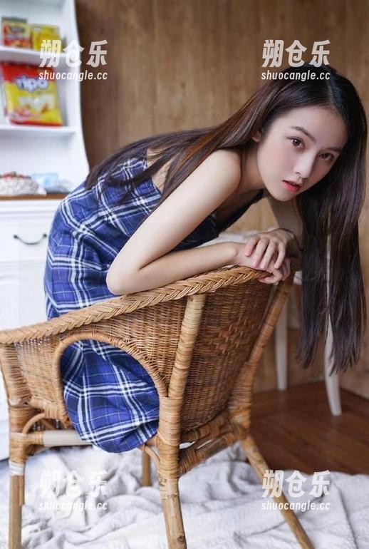 喜欢这个黑料不打烊app让我丢掉负担，轻松地“看料吃瓜”，生活尽在这一指之间。