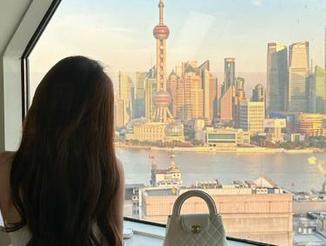 最新镁光灯下的尴尬，黑料吃瓜网不发一言的绝妙时机