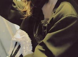 黑料正能量直达：懒得再争论，今晚就让我继续围绕不打烊的八卦打转吧。