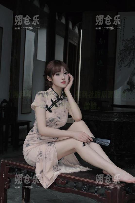 深夜翻网页，黑料社的瓜真是没有底，持续补给，哈哈。