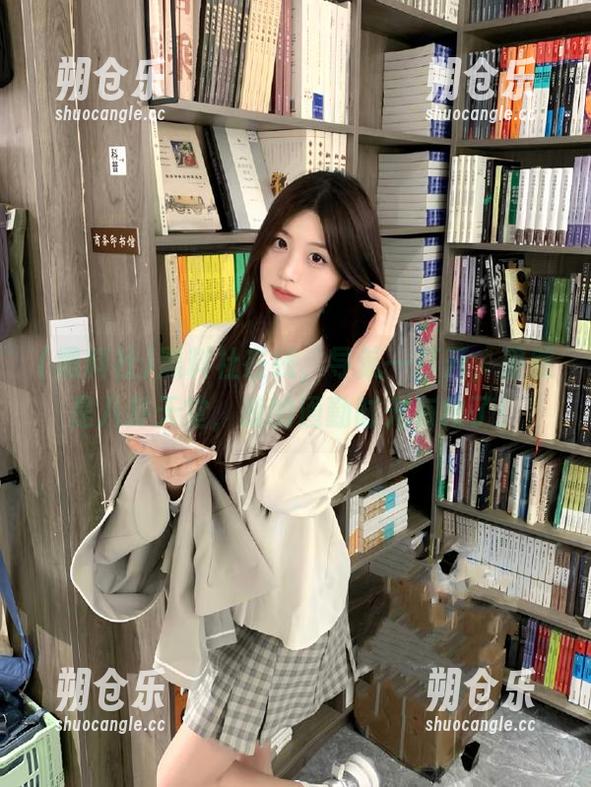 黑料社 黑料社在线,导航一打开,果然是八卦天堂,我的通勤时光有救了!