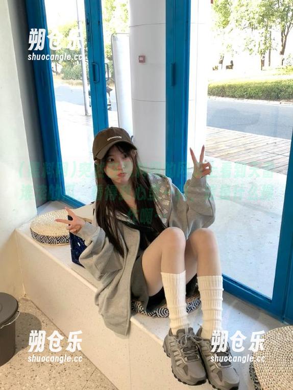 黑料网 突然在黑料网的网页上看到天雷滚滚的瓜,看得我心里一抖,这是什么操作啊…